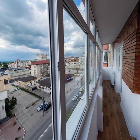 Studio With A View In City Center ترجوفيشت المظهر الخارجي الصورة